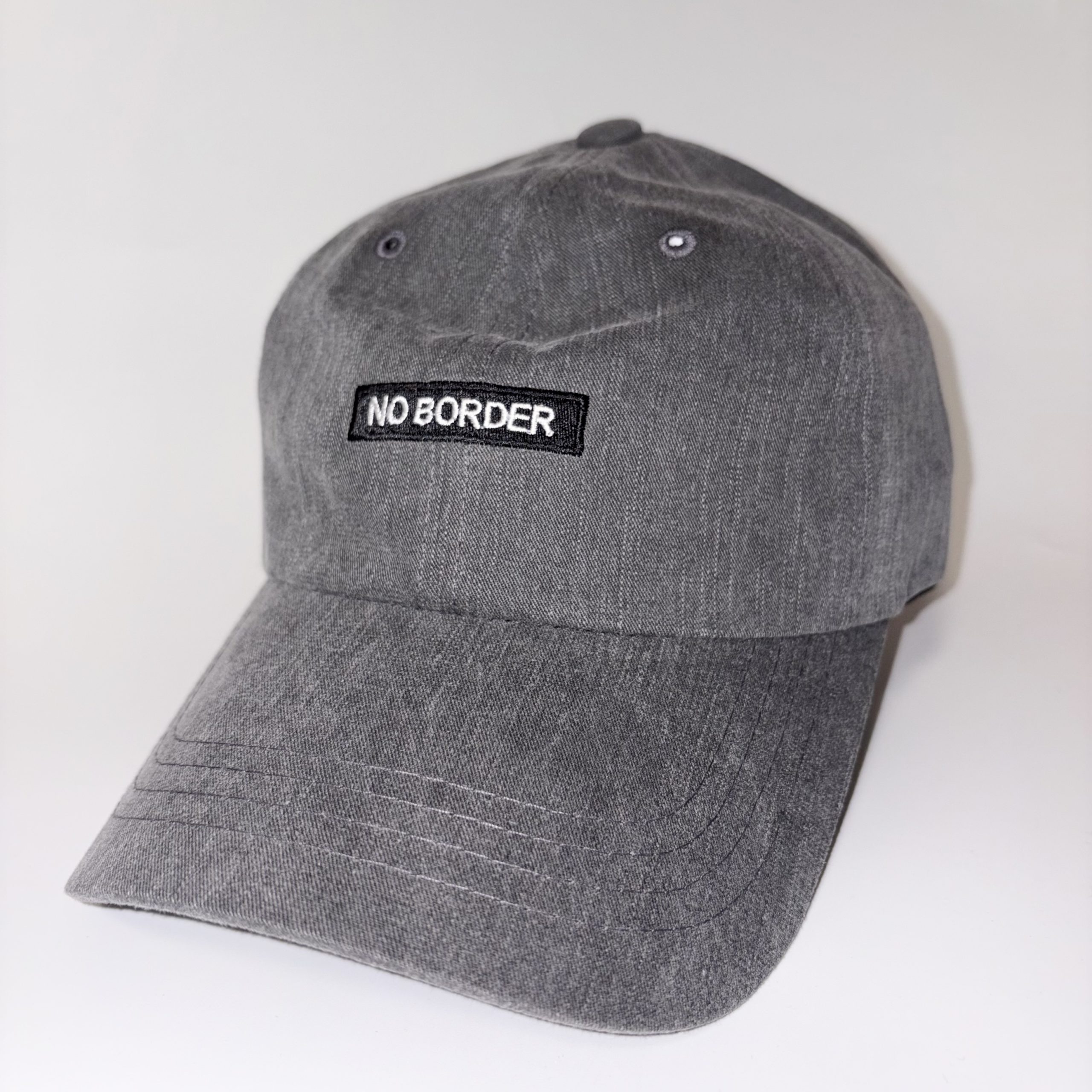 NO BORDER 刺繍 ロゴ タグ ウォッシュ加工 キャップ CAP - 画像 (4)